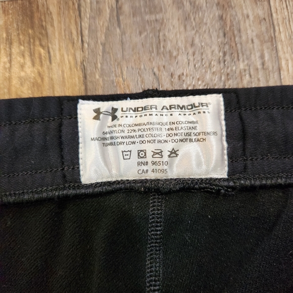 Under Armour Pants - Picture 4 of 6